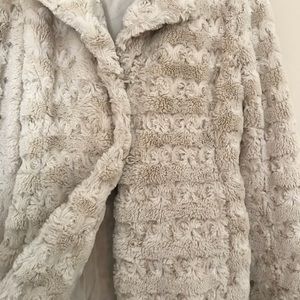 UbU medium faux fur mid length jacket